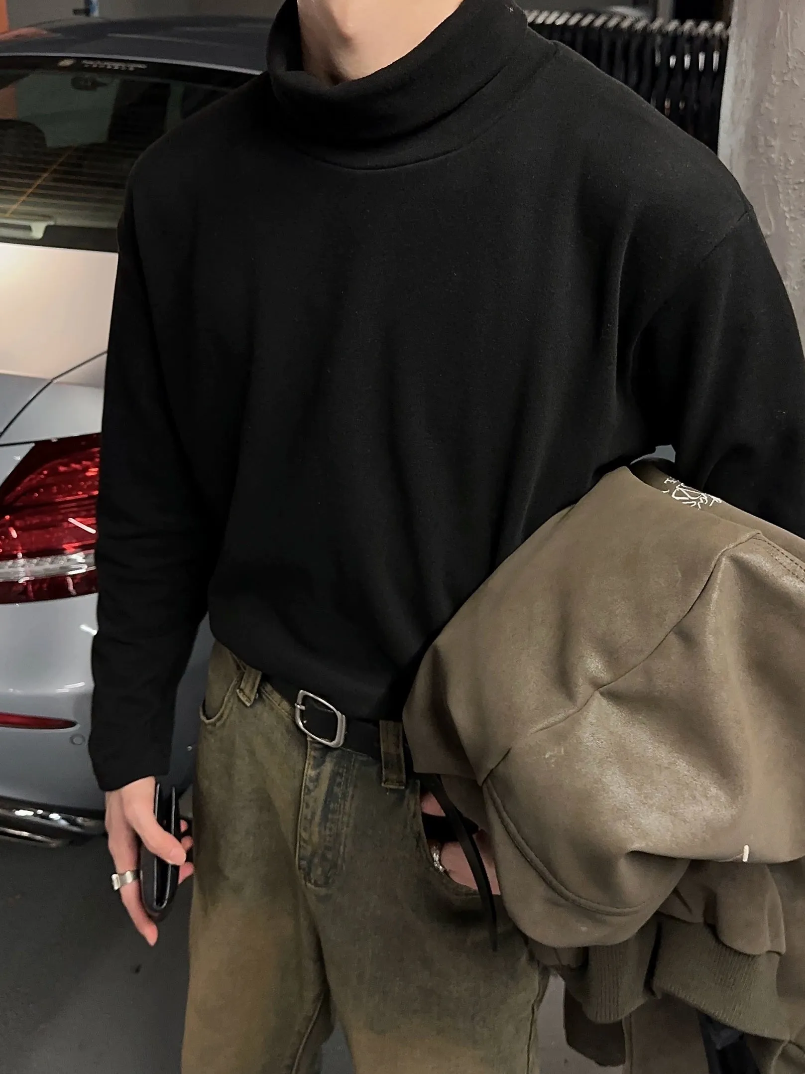 JM Essential Turtleneck Shirt